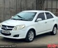 Білий Джилі МК, об'ємом двигуна 1.5 л та пробігом 125 тис. км за 2400 $, фото 1 на Automoto.ua