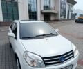 Белый Джили МК, объемом двигателя 1.5 л и пробегом 88 тыс. км за 3448 $, фото 1 на Automoto.ua