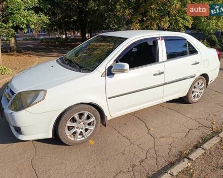 Белый Джили МК, объемом двигателя 1.59 л и пробегом 117 тыс. км за 2600 $, фото 1 на Automoto.ua