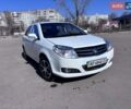 Белый Джили МК, объемом двигателя 1.5 л и пробегом 150 тыс. км за 2800 $, фото 1 на Automoto.ua