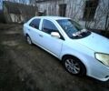 Белый Джили МК, объемом двигателя 1.6 л и пробегом 250 тыс. км за 2300 $, фото 1 на Automoto.ua