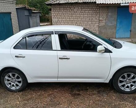 Білий Джилі МК, об'ємом двигуна 1.5 л та пробігом 98 тис. км за 3700 $, фото 2 на Automoto.ua