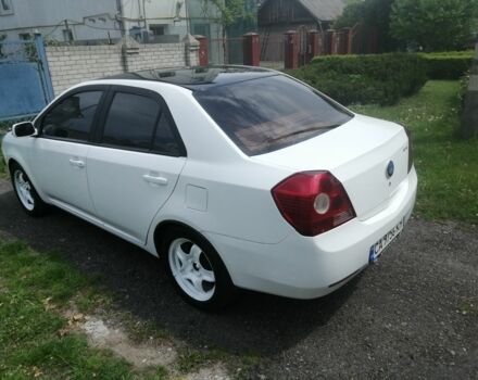 Белый Джили МК, объемом двигателя 1.5 л и пробегом 112 тыс. км за 3000 $, фото 2 на Automoto.ua