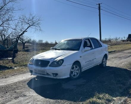 Білий Джилі МК, об'ємом двигуна 1.5 л та пробігом 200 тис. км за 800 $, фото 1 на Automoto.ua