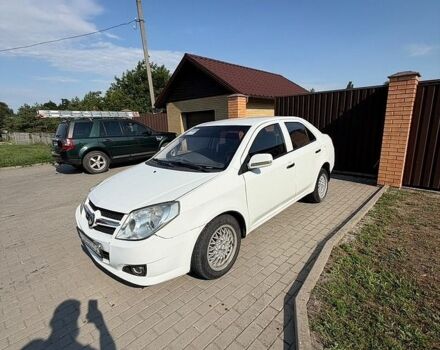 Белый Джили МК, объемом двигателя 1.59 л и пробегом 210 тыс. км за 1600 $, фото 1 на Automoto.ua