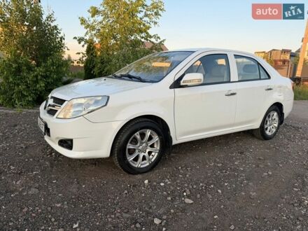 Белый Джили МК, объемом двигателя 1.6 л и пробегом 7 тыс. км за 3950 $, фото 1 на Automoto.ua