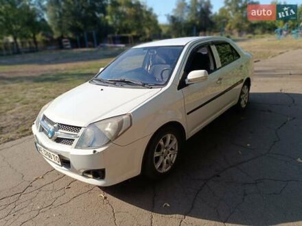 Джили МК 2011 в Кривом Роге на Automoto.ua Белый Джили МК, объемом двигателя 1.59 л и пробегом 117 тыс. км за 2600 $, фото 1 на Automoto.ua