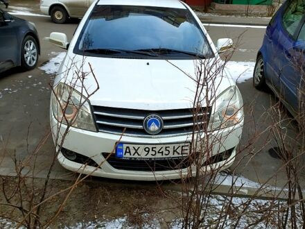 Джили МК 2012 в Днепре (Днепропетровске) на Automoto.ua Белый Джили МК, объемом двигателя 1.5 л и пробегом 82 тыс. км за 1500 $, фото 1 на Automoto.ua