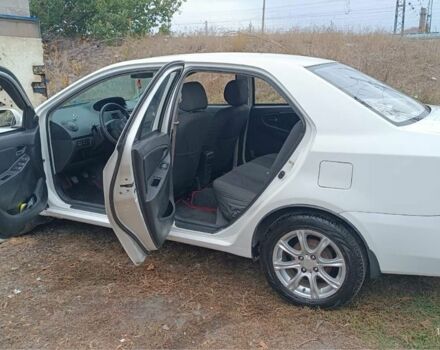 Білий Джилі МК, об'ємом двигуна 1.5 л та пробігом 3 тис. км за 3500 $, фото 1 на Automoto.ua