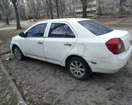 Белый Джили МК, объемом двигателя 1.5 л и пробегом 168 тыс. км за 1800 $, фото 1 на Automoto.ua