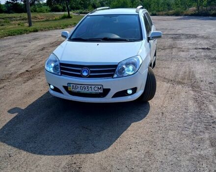 Білий Джилі МК, об'ємом двигуна 1.5 л та пробігом 250 тис. км за 3500 $, фото 1 на Automoto.ua