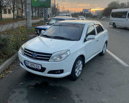 Джили МК 2013 в Запорожье на Automoto.ua Белый Джили МК, объемом двигателя 1.5 л и пробегом 100 тыс. км за 2570 $, фото 1 на Automoto.ua