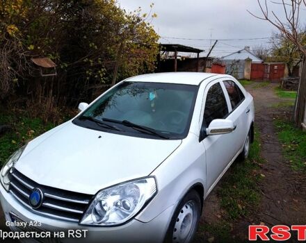 Белый Джили МК, объемом двигателя 1.5 л и пробегом 170 тыс. км за 2800 $, фото 1 на Automoto.ua