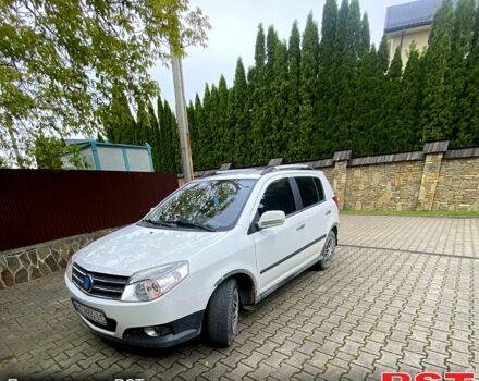 Белый Джили МК, объемом двигателя 1.5 л и пробегом 300 тыс. км за 3000 $, фото 1 на Automoto.ua