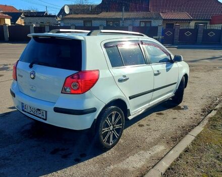 Білий Джилі МК, об'ємом двигуна 1.5 л та пробігом 117 тис. км за 3800 $, фото 1 на Automoto.ua