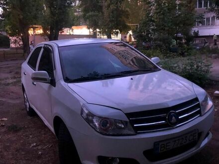 Білий Джилі МК, об'ємом двигуна 1.5 л та пробігом 120 тис. км за 2100 $, фото 1 на Automoto.ua