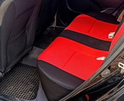 Чорний Джилі МК, об'ємом двигуна 1.5 л та пробігом 100 тис. км за 3900 $, фото 3 на Automoto.ua