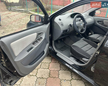 Черный Джили МК, объемом двигателя 1.59 л и пробегом 125 тыс. км за 2350 $, фото 4 на Automoto.ua