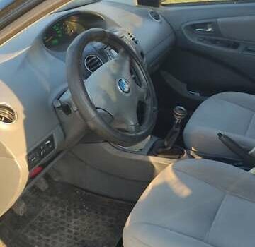 Чорний Джилі МК, об'ємом двигуна 1.59 л та пробігом 137 тис. км за 2000 $, фото 5 на Automoto.ua