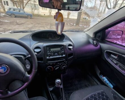 Черный Джили МК, объемом двигателя 1.6 л и пробегом 200 тыс. км за 2117 $, фото 2 на Automoto.ua