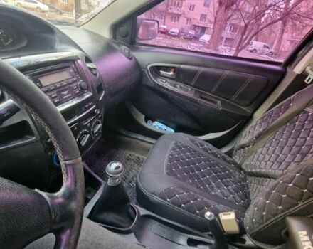 Черный Джили МК, объемом двигателя 1.6 л и пробегом 200 тыс. км за 2117 $, фото 3 на Automoto.ua