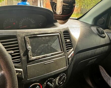 Черный Джили МК, объемом двигателя 1.5 л и пробегом 103 тыс. км за 2100 $, фото 7 на Automoto.ua