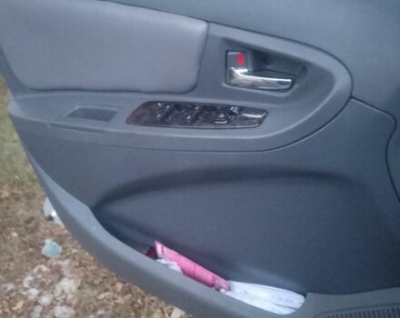 Серый Джили МК, объемом двигателя 1.6 л и пробегом 61 тыс. км за 2933 $, фото 4 на Automoto.ua