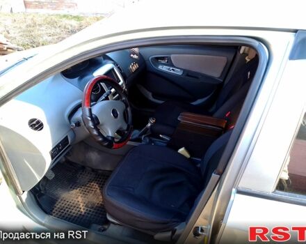 Сірий Джилі МК, об'ємом двигуна 1.6 л та пробігом 115 тис. км за 2800 $, фото 1 на Automoto.ua