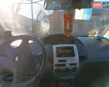 Серый Джили МК, объемом двигателя 1.59 л и пробегом 190 тыс. км за 1500 $, фото 3 на Automoto.ua