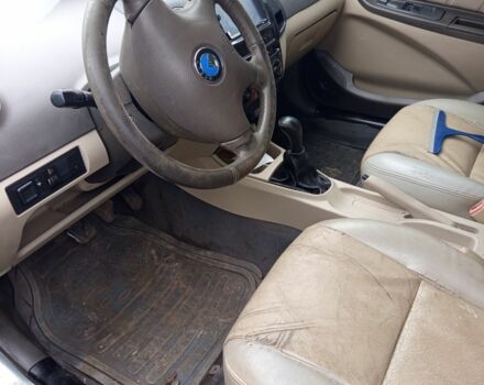 Серый Джили МК, объемом двигателя 1.6 л и пробегом 250 тыс. км за 1000 $, фото 3 на Automoto.ua