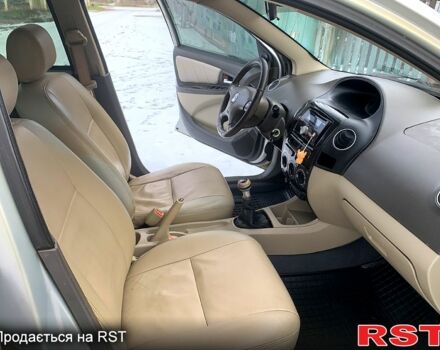 Серый Джили МК, объемом двигателя 1.6 л и пробегом 170 тыс. км за 2500 $, фото 6 на Automoto.ua