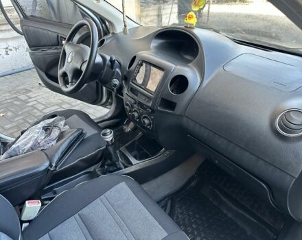 Серый Джили МК, объемом двигателя 1.6 л и пробегом 252 тыс. км за 1500 $, фото 4 на Automoto.ua