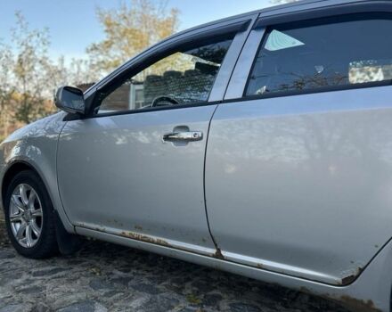 Серый Джили МК, объемом двигателя 1.6 л и пробегом 130 тыс. км за 2000 $, фото 3 на Automoto.ua