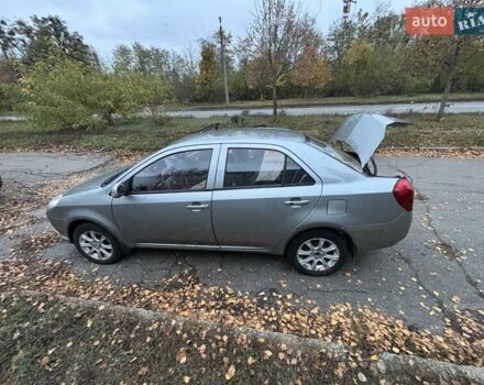 Серый Джили МК, объемом двигателя 1.59 л и пробегом 62 тыс. км за 4329 $, фото 2 на Automoto.ua