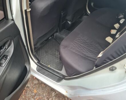 Серый Джили МК, объемом двигателя 1.5 л и пробегом 140 тыс. км за 1900 $, фото 4 на Automoto.ua