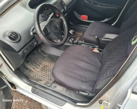 Серый Джили МК, объемом двигателя 1.5 л и пробегом 140 тыс. км за 1900 $, фото 5 на Automoto.ua