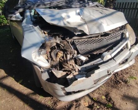 Серый Джили МК, объемом двигателя 1.6 л и пробегом 200 тыс. км за 1100 $, фото 1 на Automoto.ua