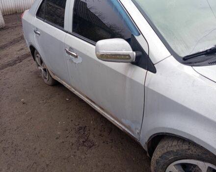 Серый Джили МК, объемом двигателя 1.6 л и пробегом 250 тыс. км за 1000 $, фото 1 на Automoto.ua