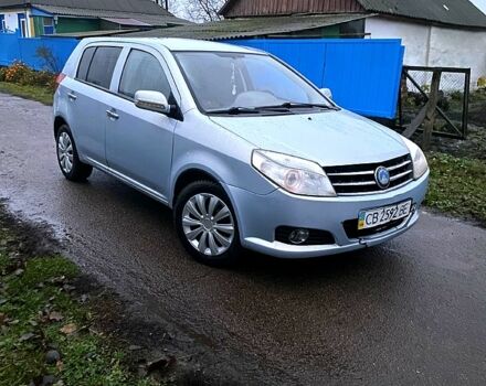 Серый Джили МК, объемом двигателя 1.5 л и пробегом 325 тыс. км за 1750 $, фото 1 на Automoto.ua