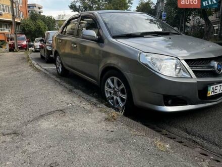 Джили МК 2010 в Днепре (Днепропетровске) на Automoto.ua Серый Джили МК, объемом двигателя 1.59 л и пробегом 131 тыс. км за 2450 $, фото 1 на Automoto.ua