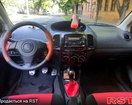 Оранжевый Джили МК, объемом двигателя 1.5 л и пробегом 92 тыс. км за 3500 $, фото 3 на Automoto.ua