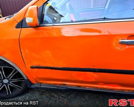 Джили МК 2013 в Киеве на Automoto.ua Оранжевый Джили МК, объемом двигателя 1.5 л и пробегом 145 тыс. км за 2870 $, фото 3 на Automoto.ua