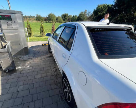 Белый Джили МР, объемом двигателя 1.5 л и пробегом 240 тыс. км за 1200 $, фото 6 на Automoto.ua