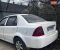 Белый Джили МР, объемом двигателя 1.5 л и пробегом 300 тыс. км за 1500 $, фото 2 на Automoto.ua