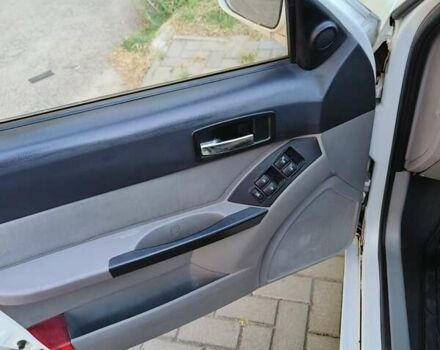 Белый Джили МР, объемом двигателя 1.5 л и пробегом 195 тыс. км за 1800 $, фото 9 на Automoto.ua