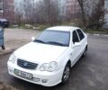 Белый Джили МР, объемом двигателя 1.5 л и пробегом 60 тыс. км за 3000 $, фото 1 на Automoto.ua