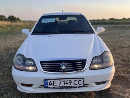 Белый Джили МР, объемом двигателя 1.5 л и пробегом 145 тыс. км за 2100 $, фото 1 на Automoto.ua