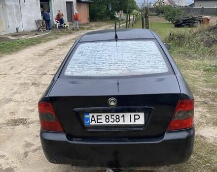 Черный Джили МР, объемом двигателя 1.5 л и пробегом 300 тыс. км за 800 $, фото 2 на Automoto.ua