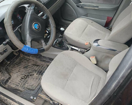 Черный Джили МР, объемом двигателя 1.5 л и пробегом 333 тыс. км за 850 $, фото 5 на Automoto.ua