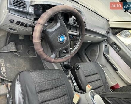 Желтый Джили МР, объемом двигателя 1.5 л и пробегом 300 тыс. км за 1250 $, фото 3 на Automoto.ua